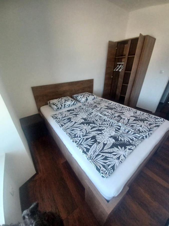 Niko 1 Apartman Mali Lošinj Kültér fotó